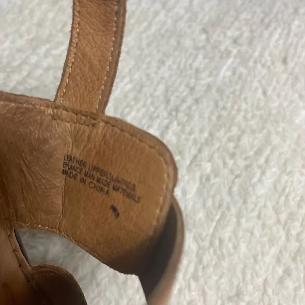 Born leather Tan straps sling back Wedge Sandals SZ10M
